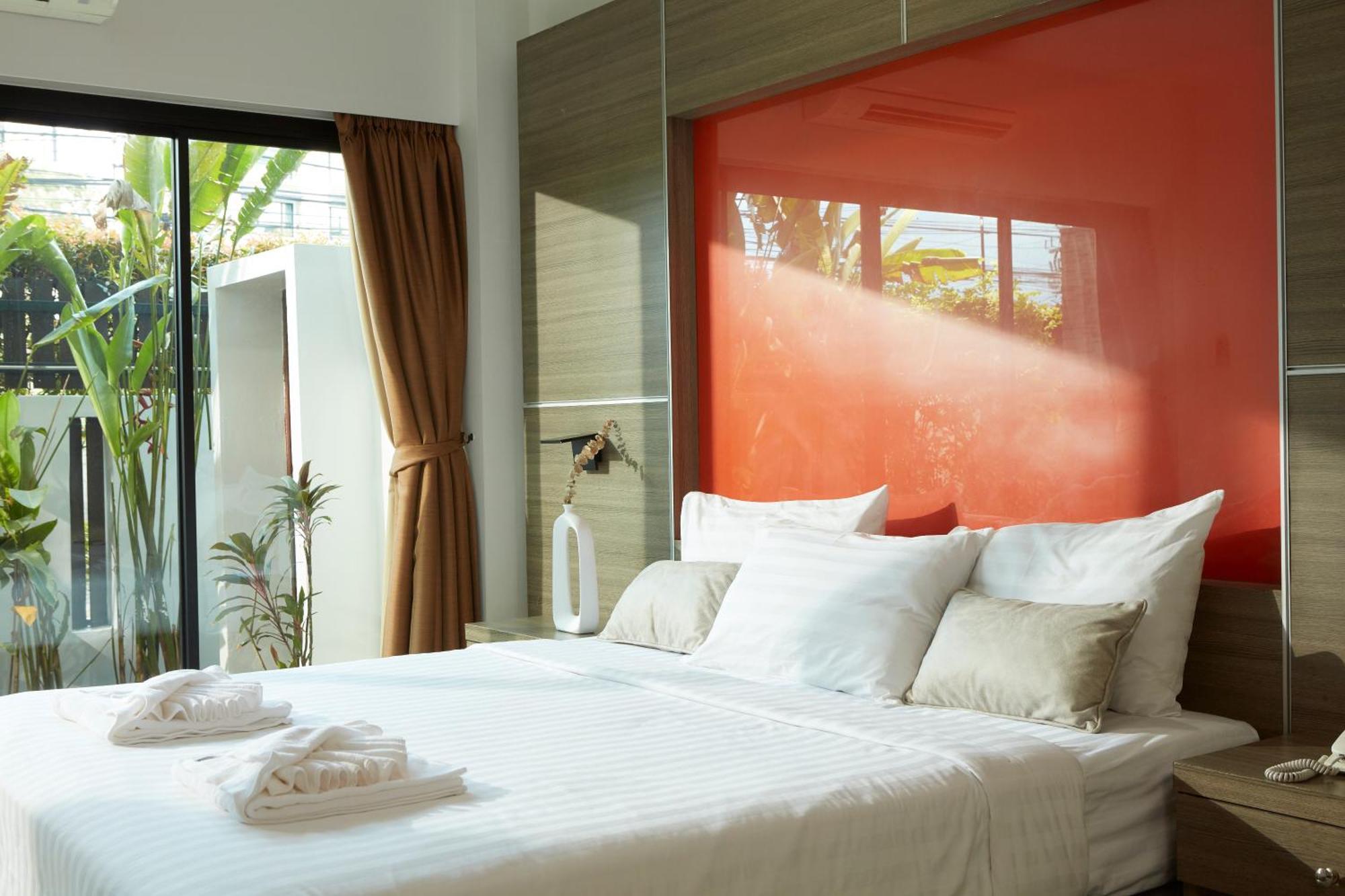 Rhienchai Place Hotel Surat Thani Exterior photo
